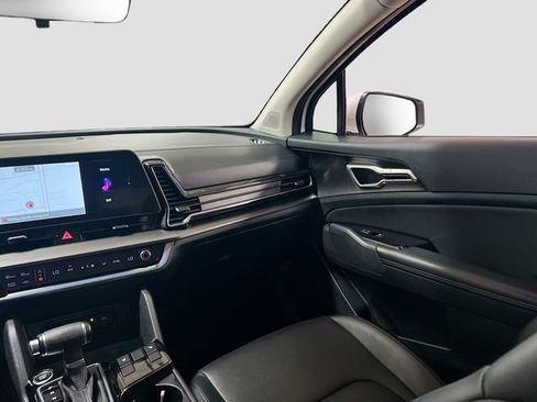 Certified 2023 Kia Sportage EX FWD image 24