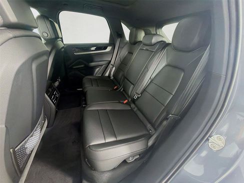 New 2026 Porsche Cayenne AWD/4WD image 19