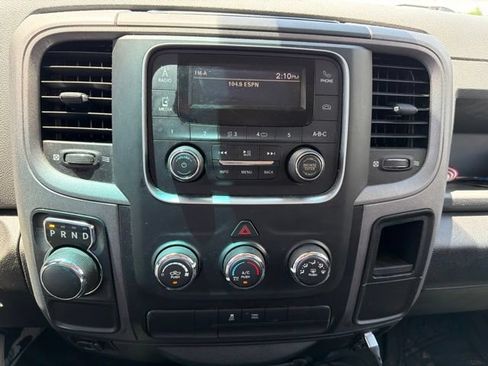 Used 2018 RAM 1500 Tradesman w/ Chrome Appearance Group RWD image 18