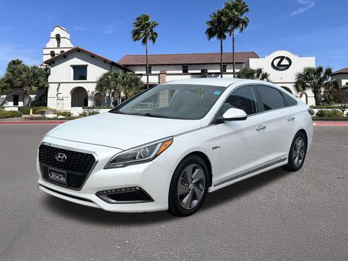 Used 2017 Hyundai Sonata Limited FWD image 5