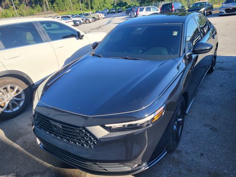 Certified 2023 Honda Accord Sport image 2