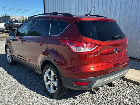 Used 2015 Ford Escape SE w/ Equipment Group 201A FWD image 3