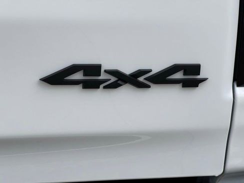 New 2026 RAM 1500 Laramie AWD/4WD image 37