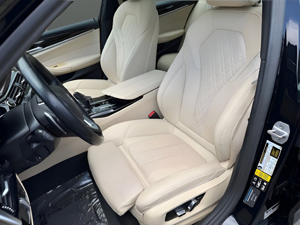 Used 2023 BMW 530i xDrive w/ Premium Package AWD/4WD image 15