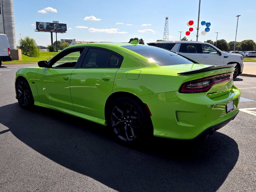Used 2023 Dodge Charger R/T w/ Blacktop Package RWD image 7