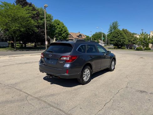 Used 2017 Subaru Outback 2.5i Premium AWD/4WD image 7