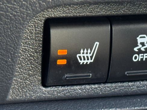 Used 2015 Jeep Patriot High Altitude image 17