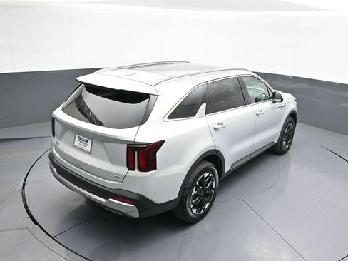 New 2026 Kia Sorento S FWD image 39