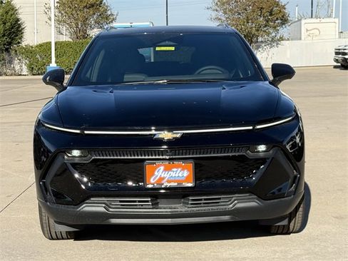 New 2026 Chevrolet Equinox EV LT image 7