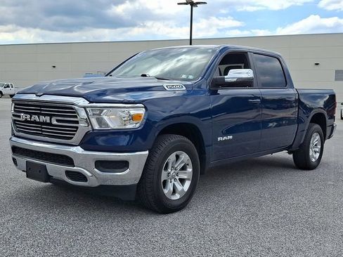 Used 2024 RAM 1500 Laramie AWD/4WD image 6
