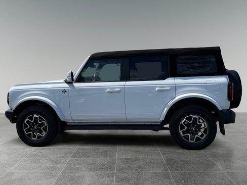 Certified 2024 Ford Bronco Outer Banks AWD/4WD image 3