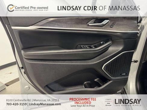 Certified 2023 Jeep Grand Cherokee L Limited w/ Luxury Tech Group II AWD/4WD image 18