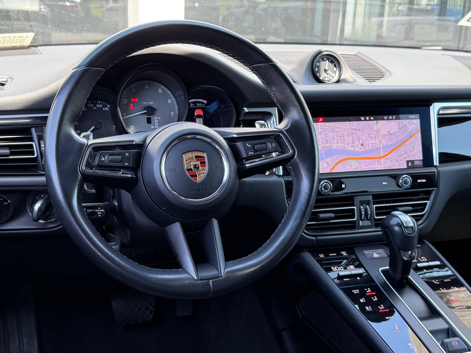 Used 2023 Porsche Macan S AWD/4WD image 40