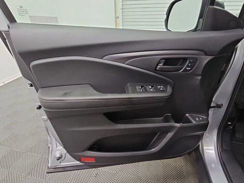 Certified 2023 Honda Passport EX-L image 31