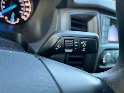 Used 2019 Ford Ranger XL w/ Equipment Group 101A Mid RWD image 18