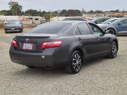 Used 2009 Toyota Camry LE FWD image 6