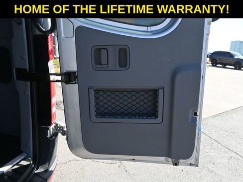 Used 2011 Mercedes-Benz Sprinter 2500 image 70