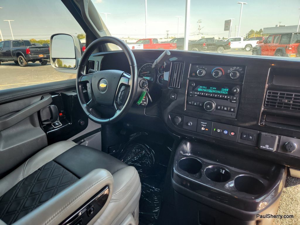 Used 2021 Chevrolet Express 2500 LS w/ Enhanced Convenience Package RWD image 38