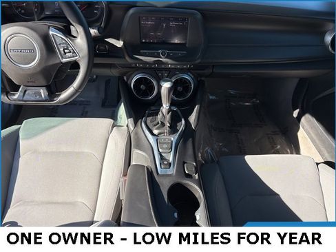 Used 2020 Chevrolet Camaro LT image 13