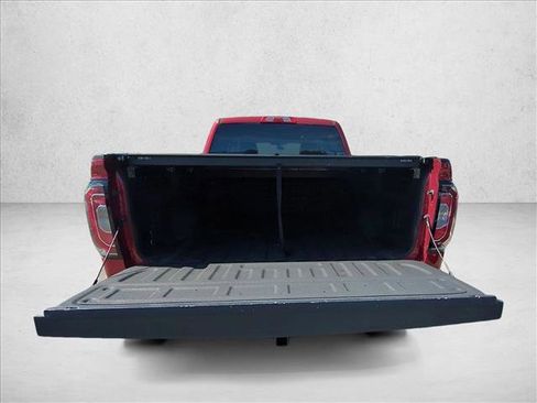 Used 2018 GMC Sierra 1500 SLT image 6