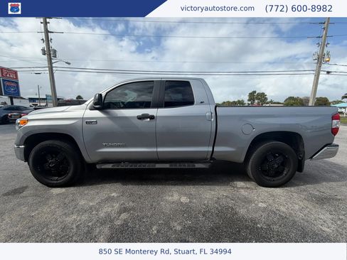 Used 2017 Toyota Tundra SR5 w/ SR5 Upgrade Package image 6