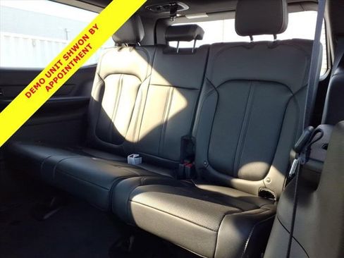 New 2026 Jeep Grand Wagoneer image 15