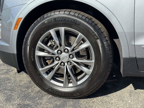Certified 2023 Cadillac XT5 Premium Luxury AWD/4WD image 9