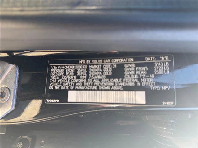 Used 2017 Volvo XC60 T5 Inscription w/ Preferred Option Package FWD image 29