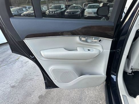Used 2016 Volvo XC90 T6 Momentum w/ Protection Package Plus AWD/4WD image 25