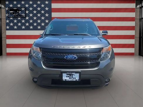 Used 2015 Ford Explorer Sport w/ Equipment Group 401A AWD/4WD image 2