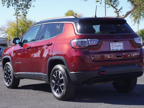 Used 2021 Jeep Compass Trailhawk image 3