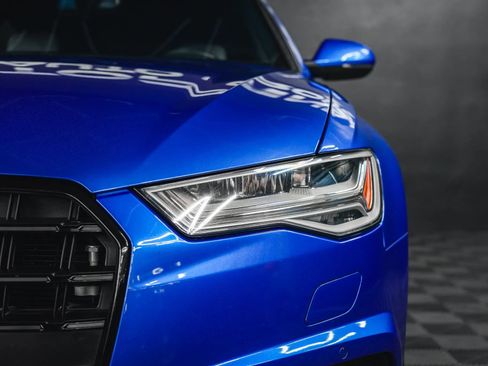 Used 2018 Audi S6 Premium Plus image 11