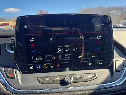 Used 2023 Chevrolet Blazer RS w/ Enhanced Convenience Package image 33