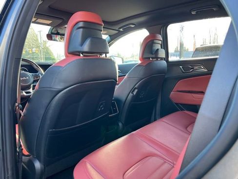 Certified 2023 Kia Sportage SX Prestige image 11