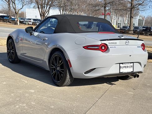 New 2025 MAZDA MX-5 Miata Club image 8