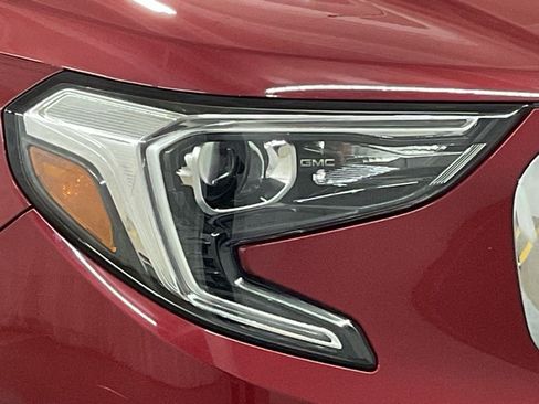 Used 2018 GMC Terrain SLT w/ Preferred Package image 30