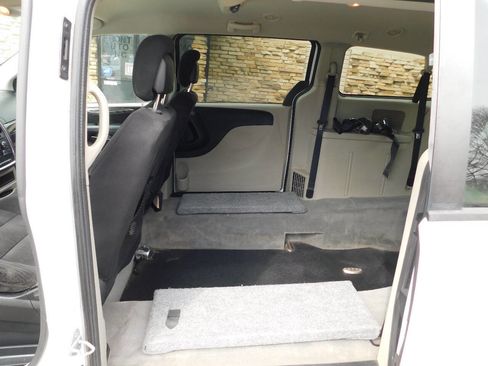 Used 2014 Dodge Grand Caravan SE w/ Quick Order Package 29E SE image 30