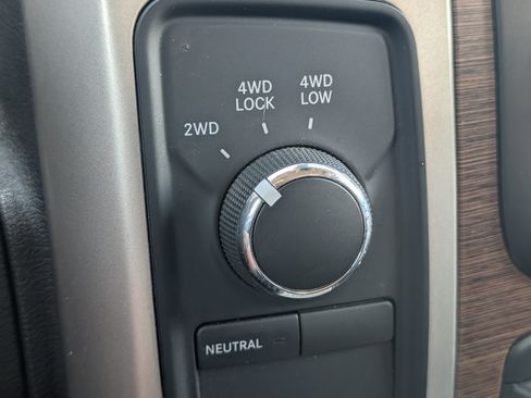 Used 2017 RAM 2500 Laramie w/ Sport Appearance Group image 20