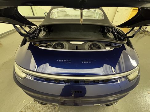 Used 2024 Porsche 911 Cabriolet image 8