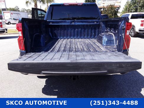 Used 2020 Chevrolet Silverado 1500 LT w/ All-Star Edition image 21