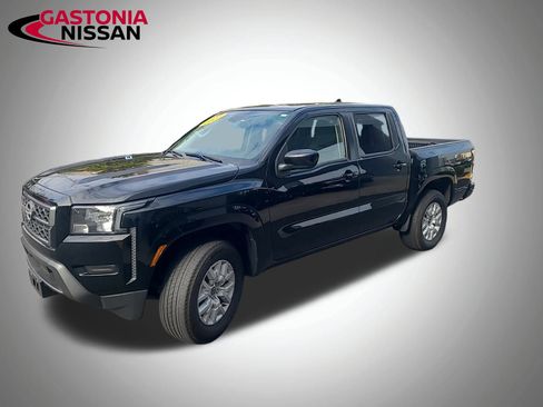 Used 2023 Nissan Frontier SV image 39