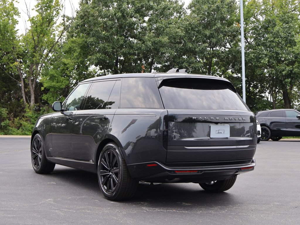 New 2026 Land Rover Range Rover Long Wheelbase SE AWD/4WD image 5