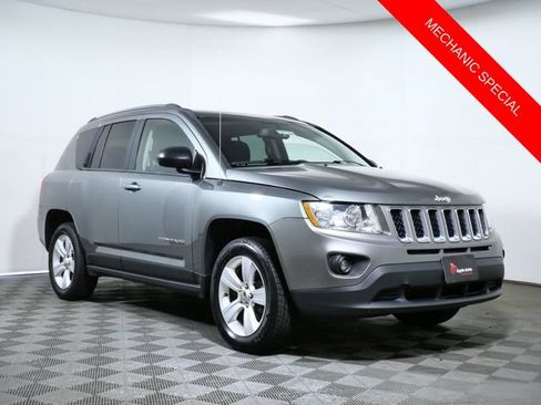 Used 2013 Jeep Compass Latitude AWD/4WD image 1