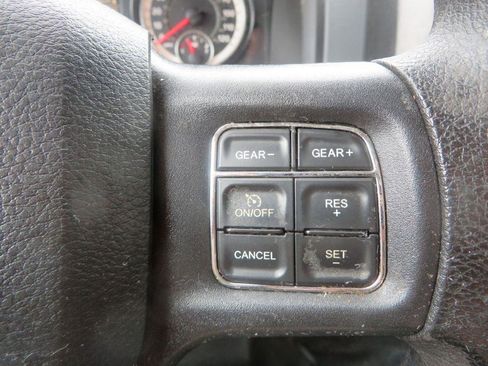 Used 2016 RAM 1500 Tradesman w/ Chrome Appearance Group RWD image 17
