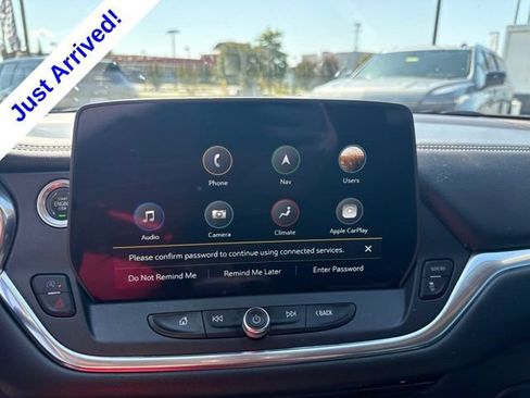 Used 2023 Chevrolet Blazer LT w/ Sound & Technology Package FWD image 12