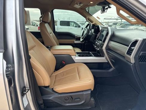 Used 2022 Ford F350 Lariat w/ Lariat Ultimate Package image 12