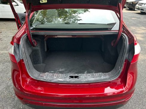 Used 2014 Ford Fiesta SE w/ Equipment Group 201B FWD image 28