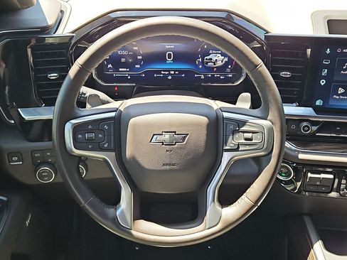 Certified 2025 Chevrolet Silverado 1500 LT Trail Boss w/ Convenience Package II AWD/4WD image 15