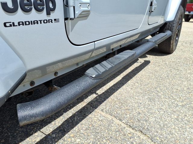 Used 2023 Jeep Gladiator Sport AWD/4WD image 10