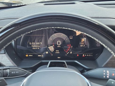 New 2026 GMC Acadia Denali Ultimate AWD/4WD image 18